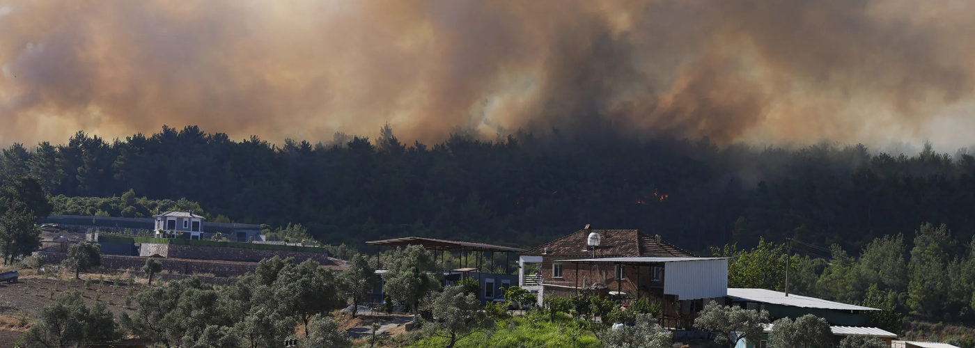 MASSIVE FIRES IN IZMIR